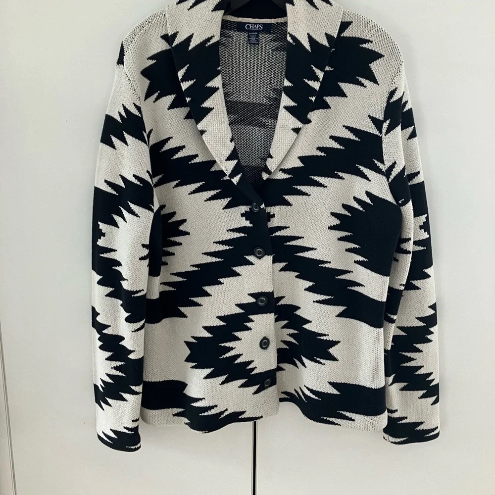 Chaps Jacket Women’s XL Black White Aztec Print Cardigan Knit Sweater Cotton. - Picture 3 of 4